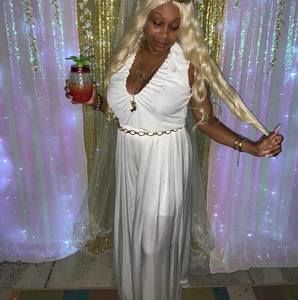 Meet your Posher, Carol